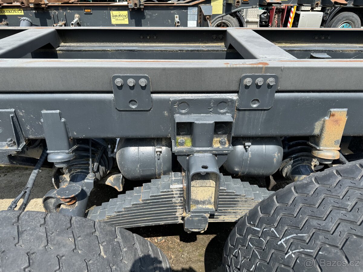 Tatra 8x8 nosič nástaveb na náhradní díly - 6