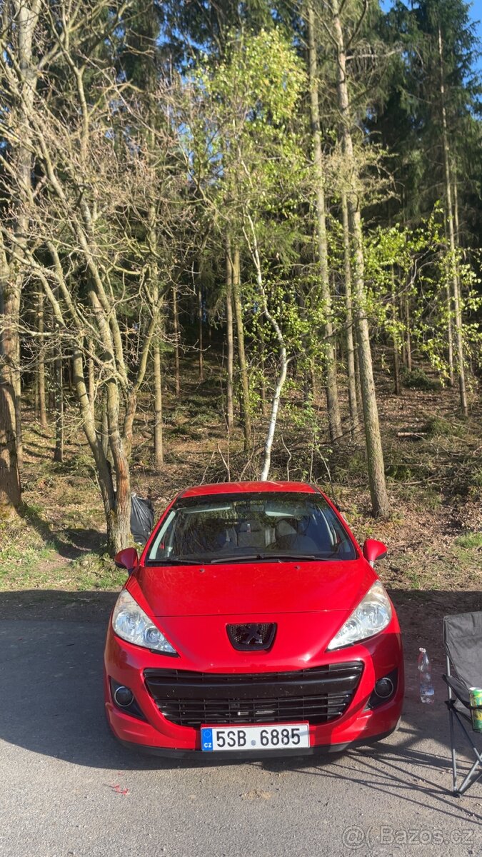 Peugeot 207 1.4i - 6