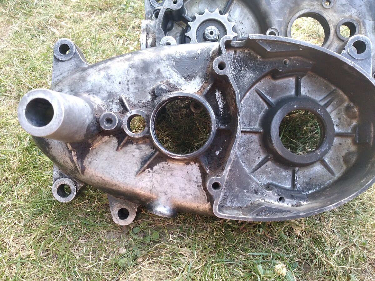 Párové kartery s klikou a kolečkem nešlo sundat - 6