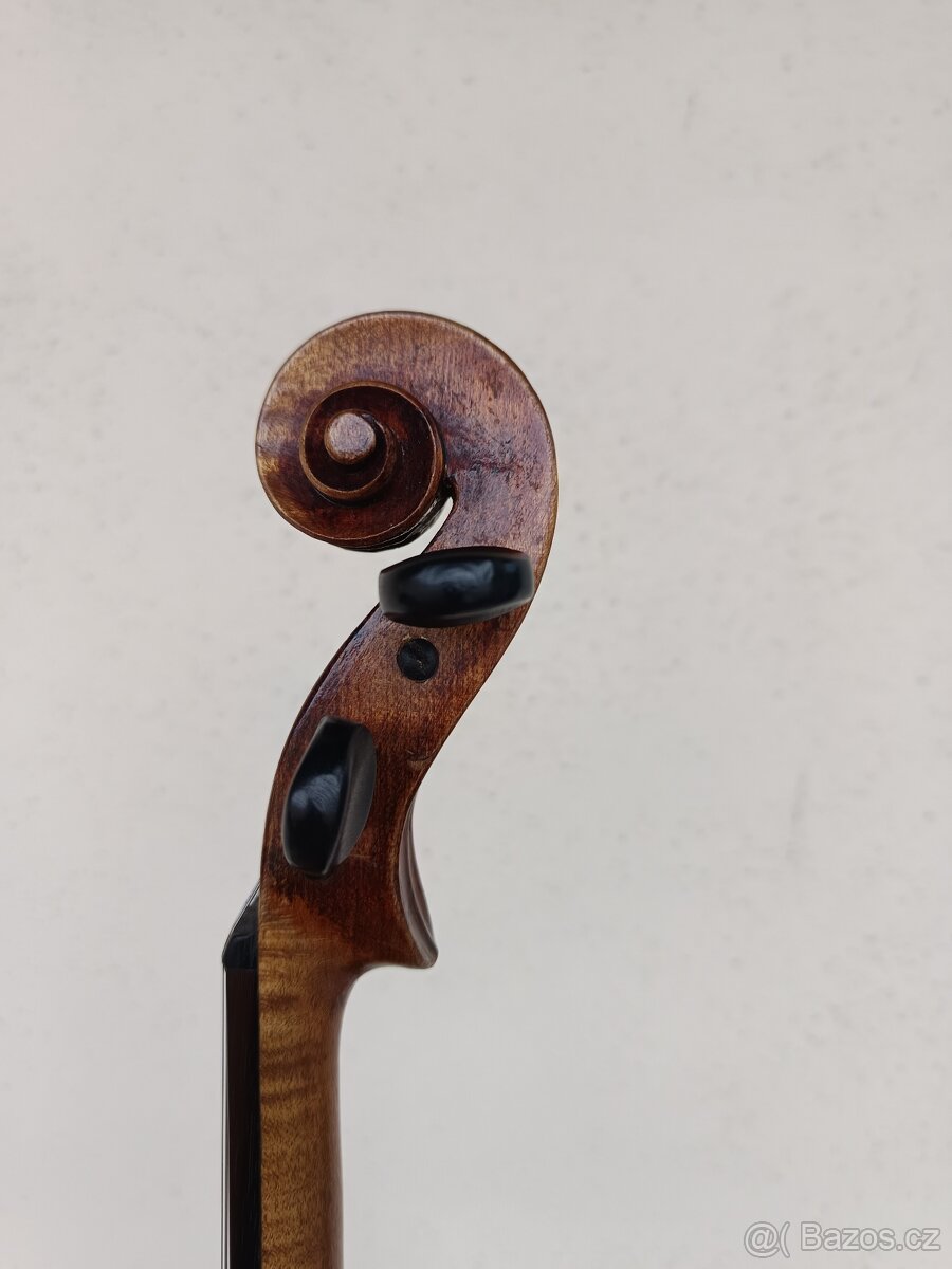 Housle 4/4 - 6