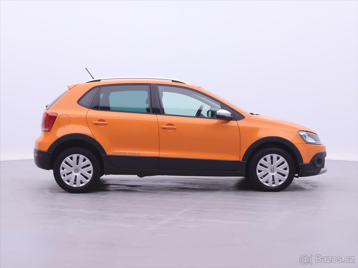 Volkswagen Polo 1,2 TSI 77kW Cross Xenon (2011) - 6