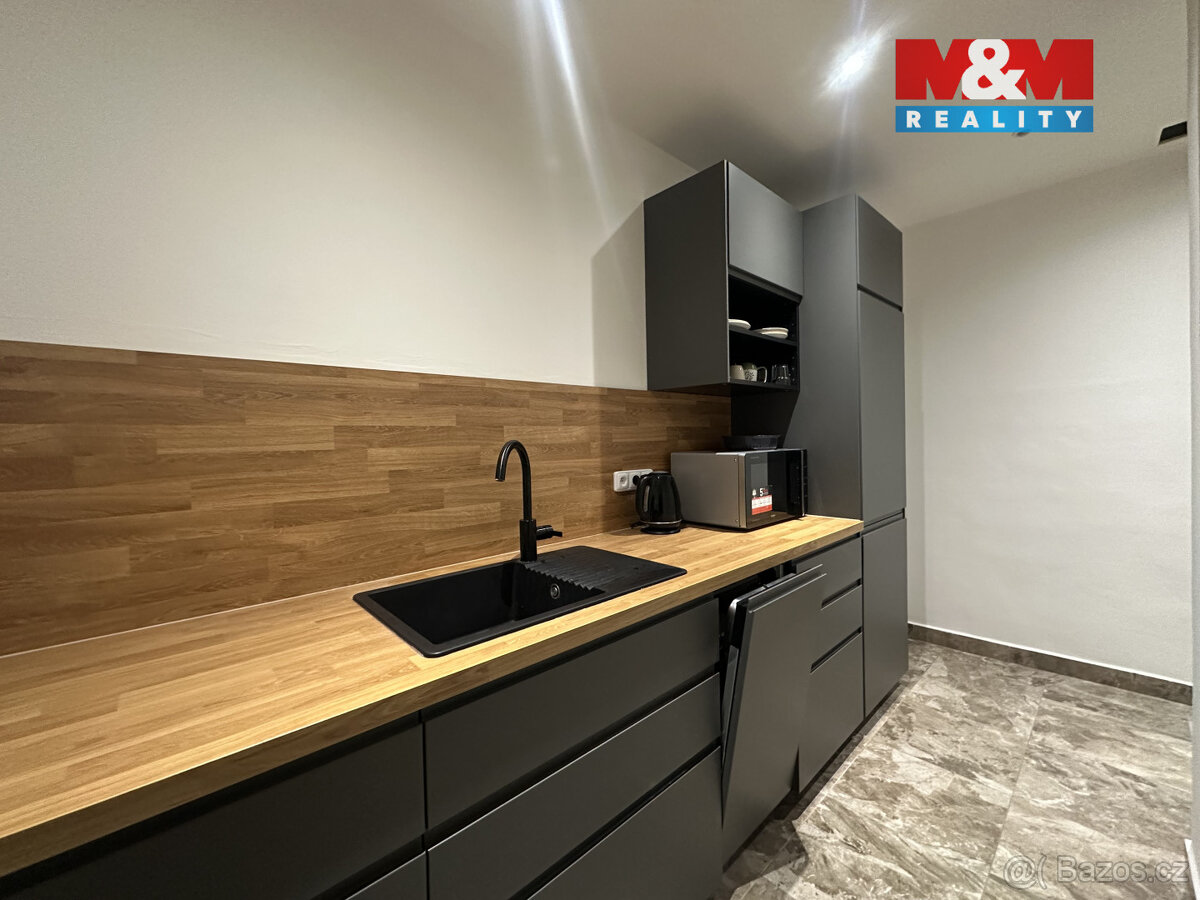 Pronájem kancelářského prostoru, 22 m², Praha, ul. Přístavní - 6