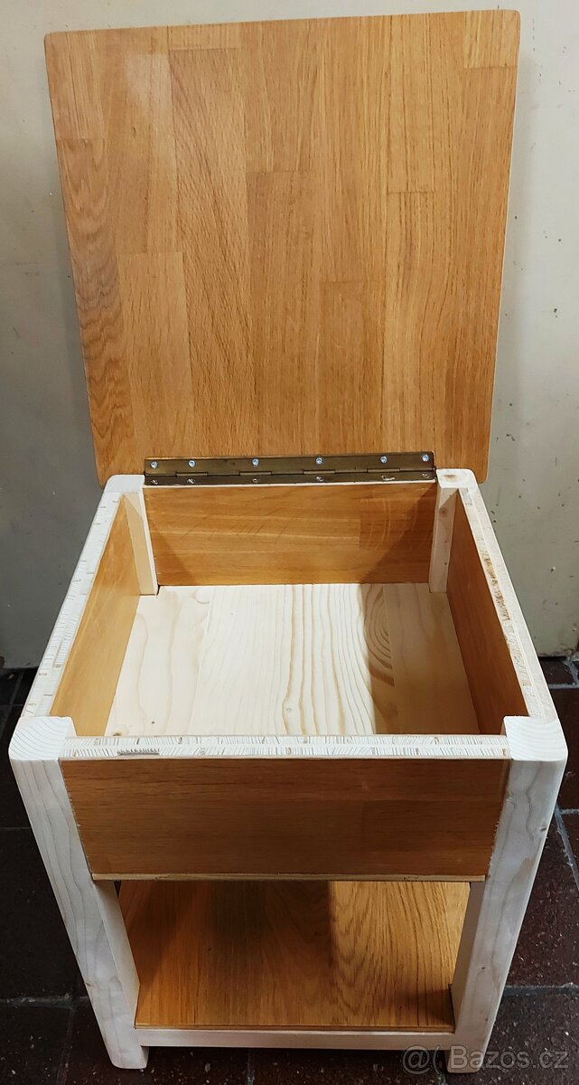 Stolička s úložným prostorem. - 6