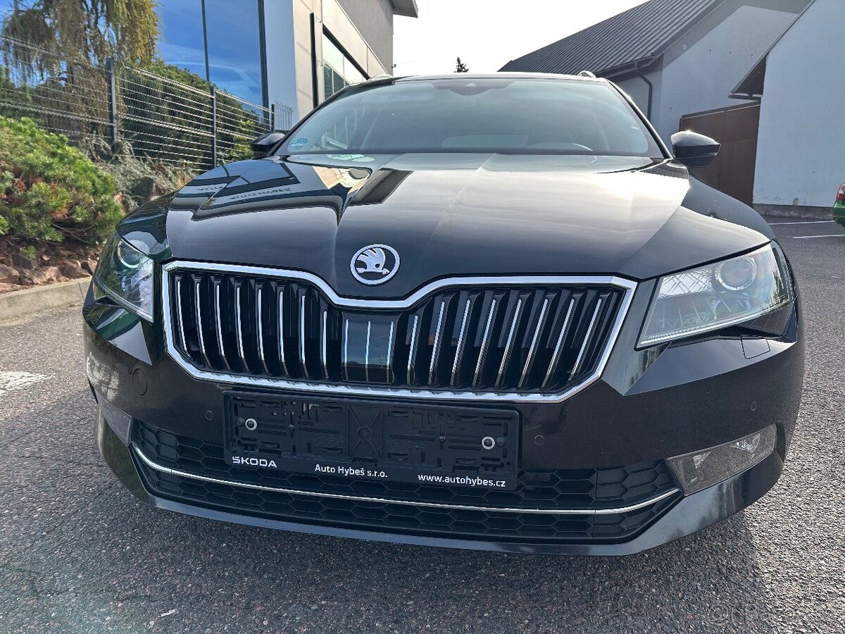 ŠKODA SUPERB 3 combi 2.0 tdi 140kw manuál webasto alcantara - 6