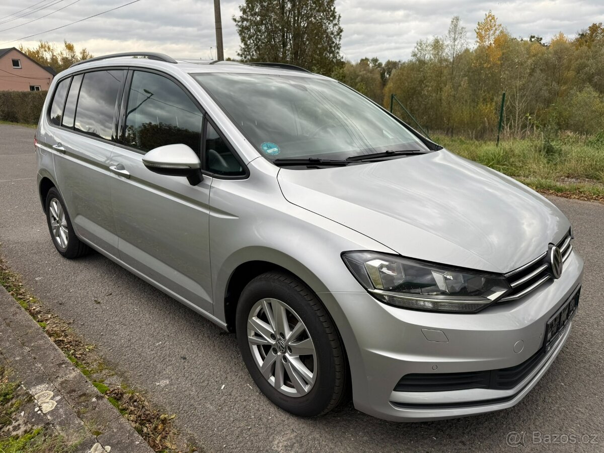 VW Touran 2.0TDi r.v.2020 manuál 110kw panorama el. tažné - 6