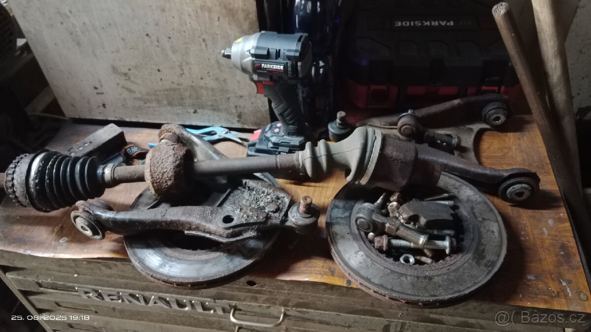 Renault Clio 2 1.2 16v rok 2001 STK do 11.9.2027 - 6