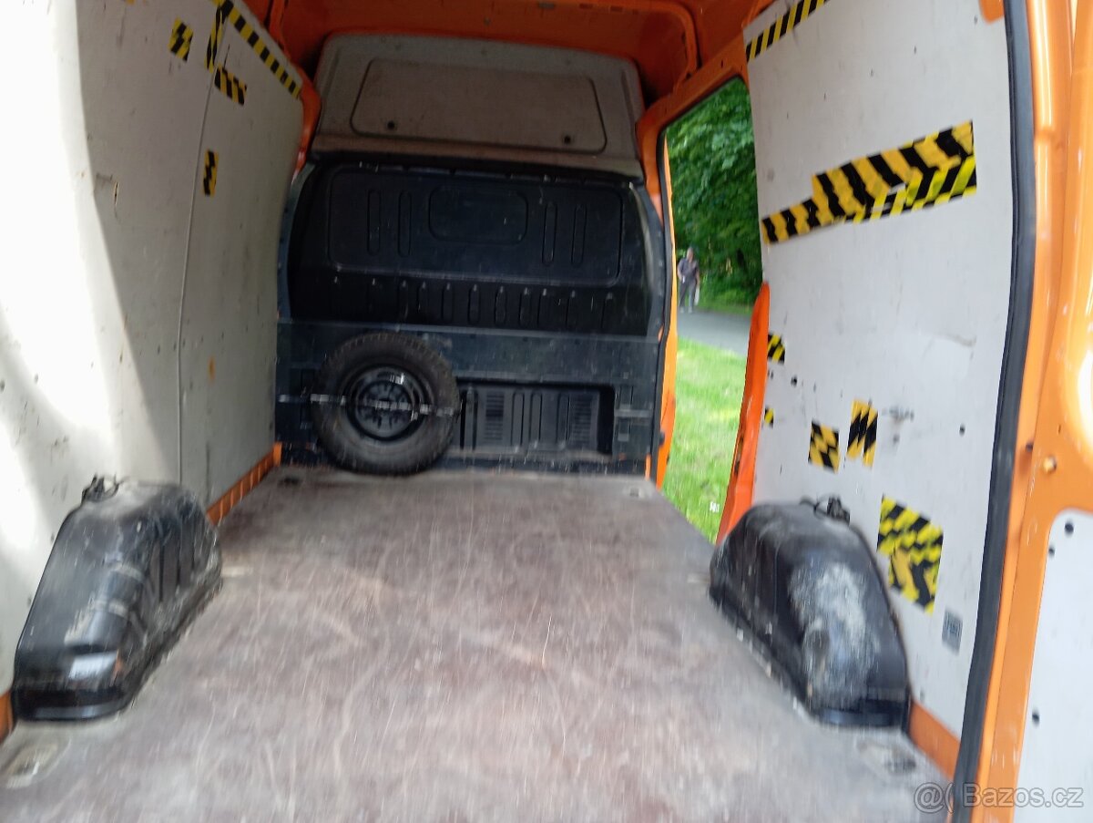 Transit 2,2 TDCi, L2H3 - 6