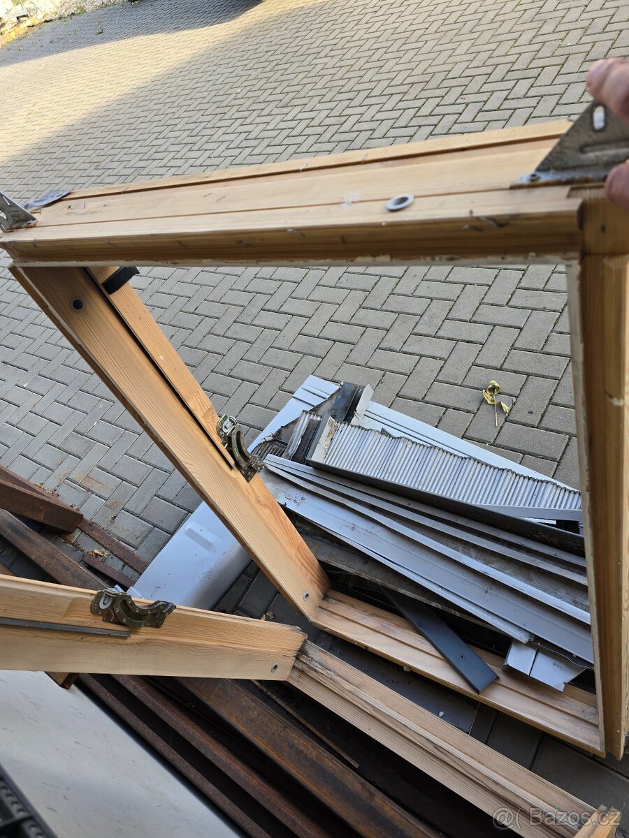 Střešní okna Velux 78x118 - 6