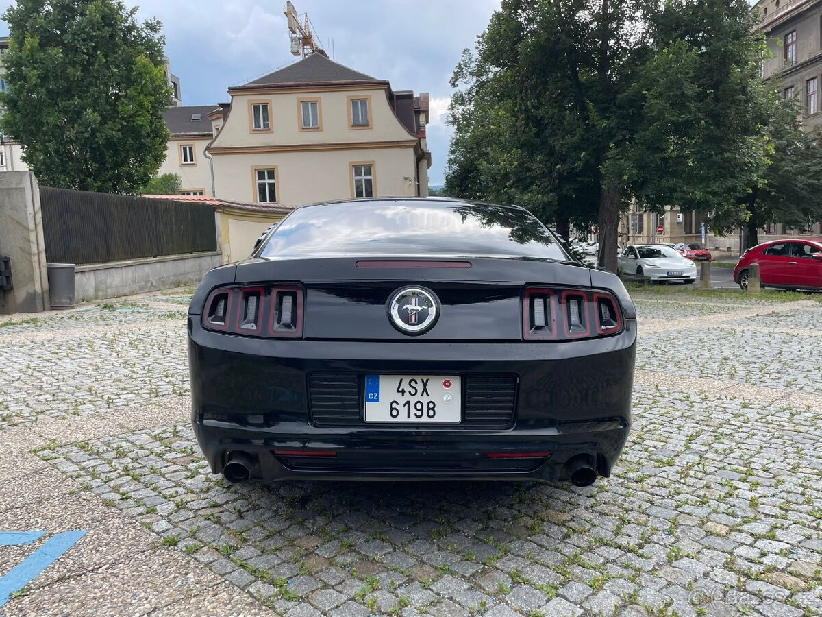Ford Mustang 3.7 v6 224kw - 6