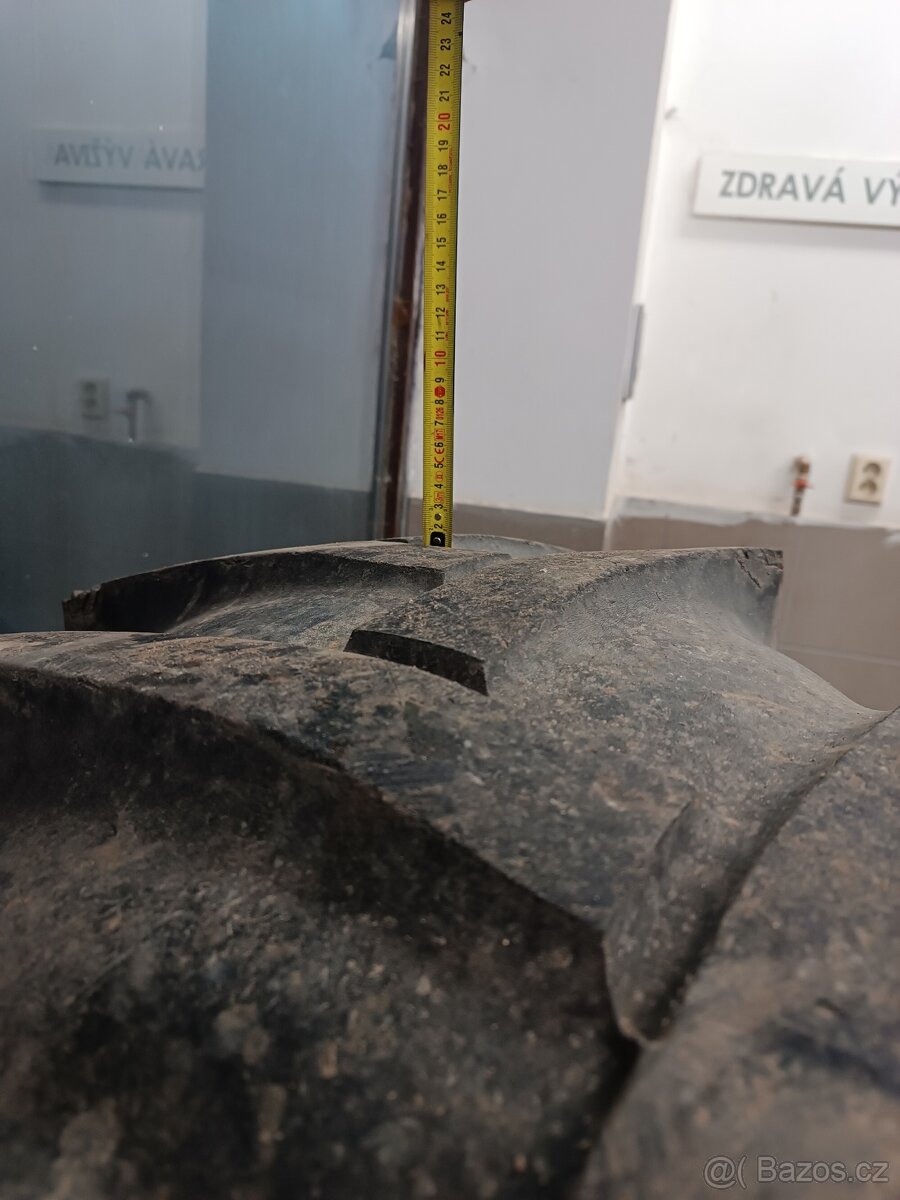 16,9-30 pneu barum - 6