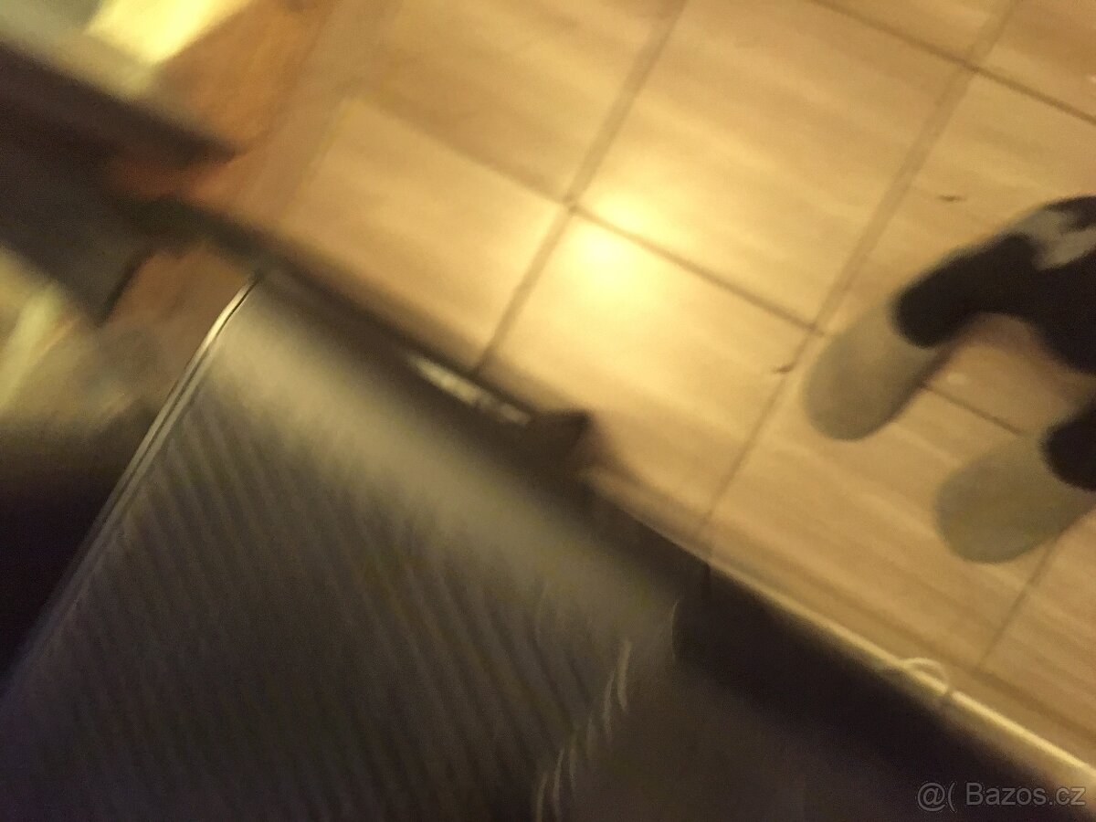 Prodám XBOX360 plus KINECT - 6