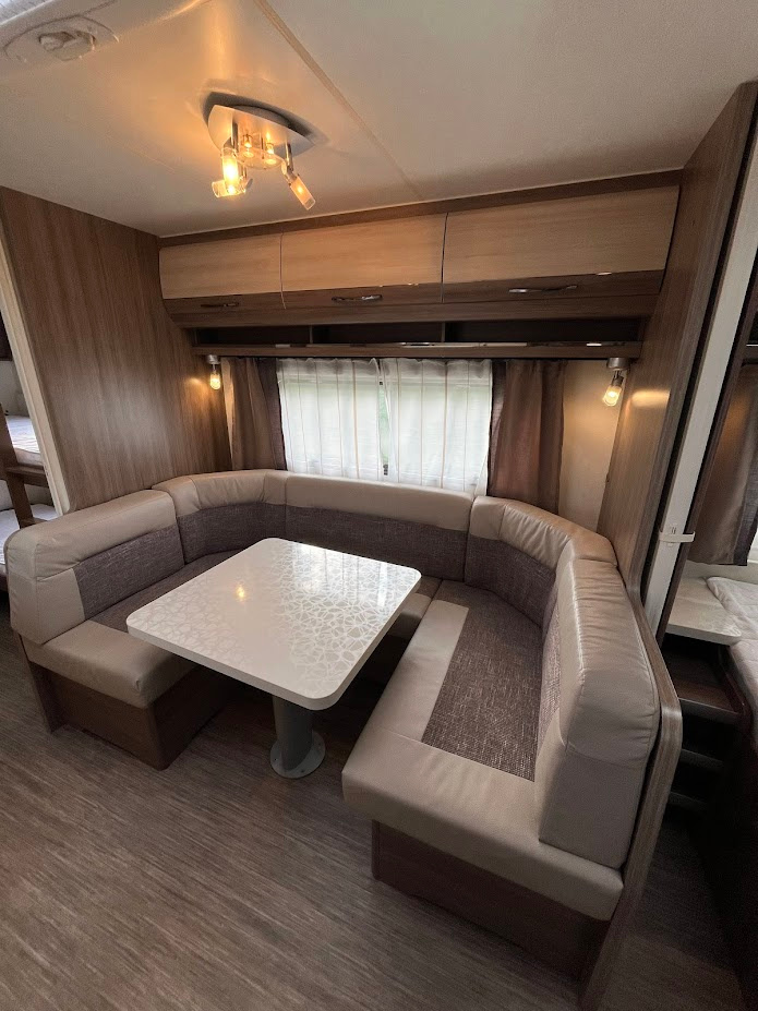 Hobby 545 KMF De Luxe, 2015,PALANDY, MOVER, PŘEDSTAN - 6