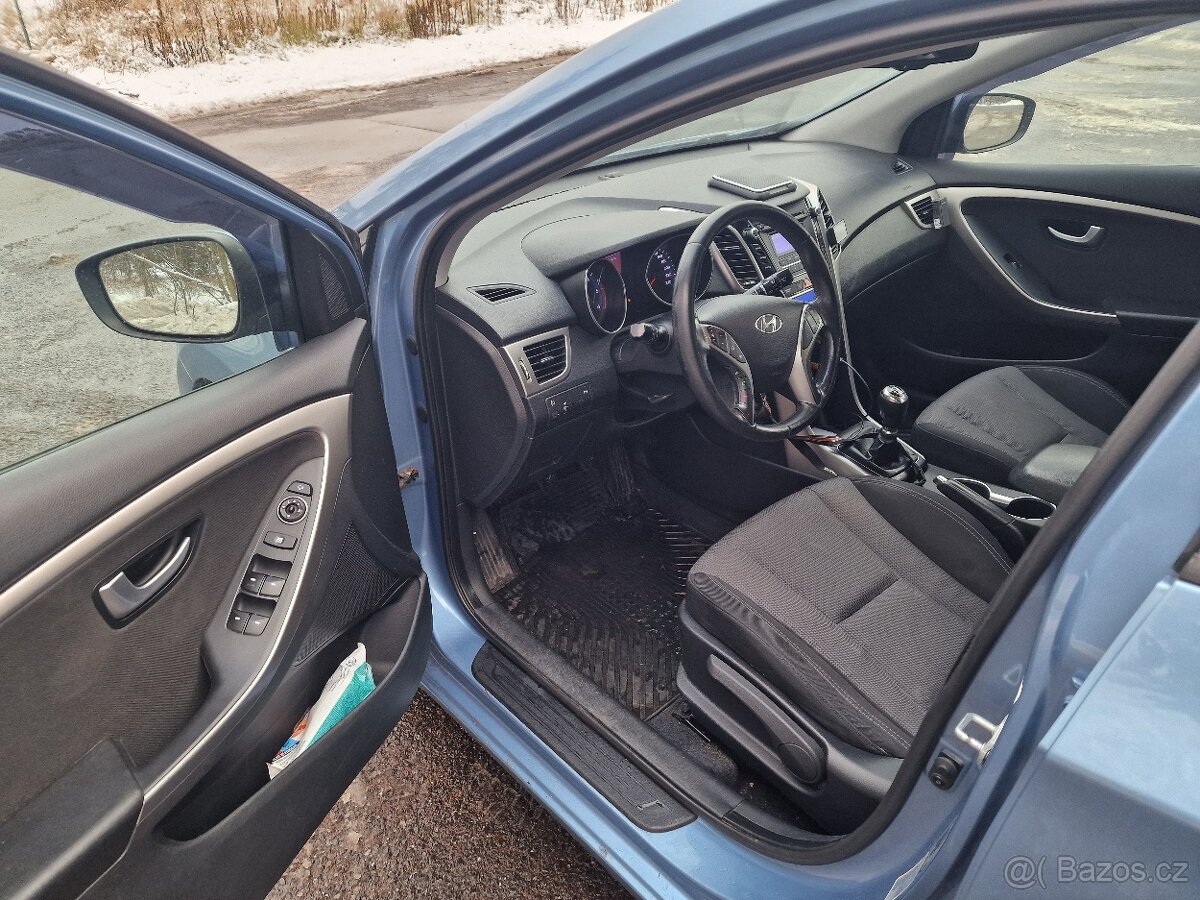 Hyundai i30, 1,6crdi 81kw - 6