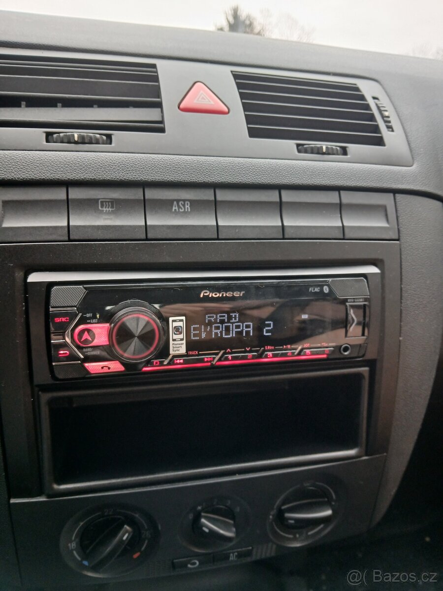 Škoda Fabia Combi 1.4 - 6