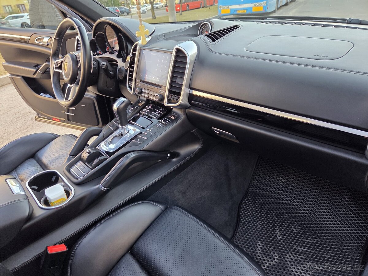 Porsche Cayenne S. - 6
