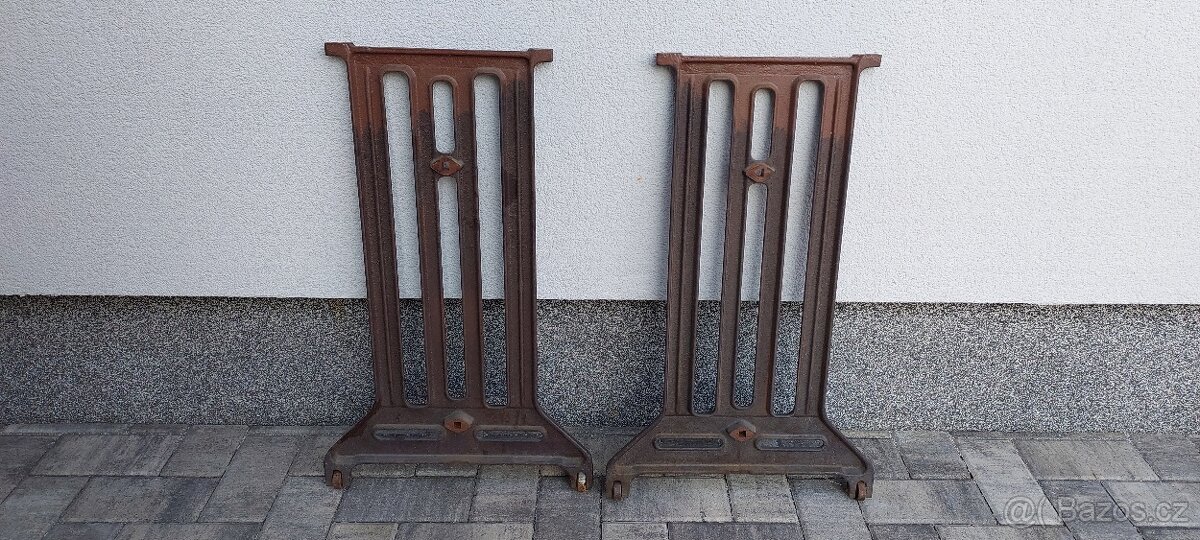 Nohy šicího stroje. - 6