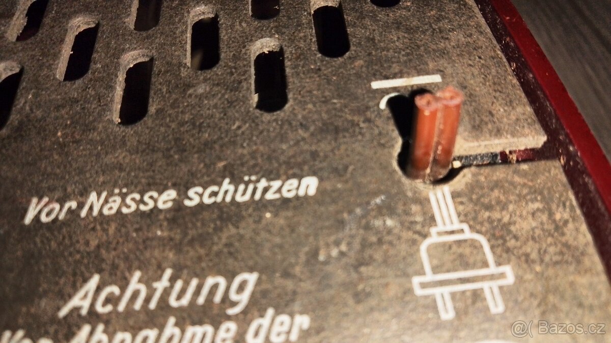 Prodám bakelitové starožitné rádio Hornyphon W147U . - 6