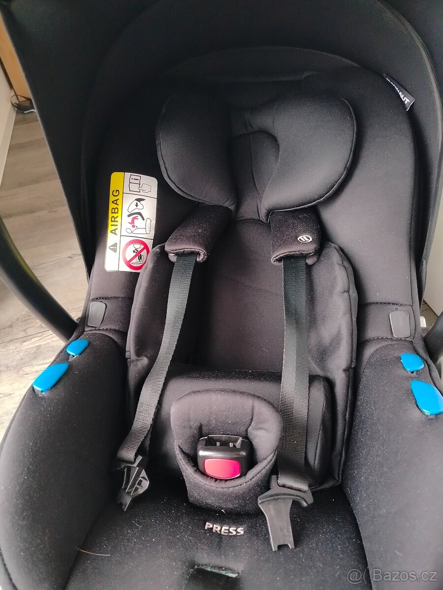 Autosedačka Avionaut Pixel + základna - 6
