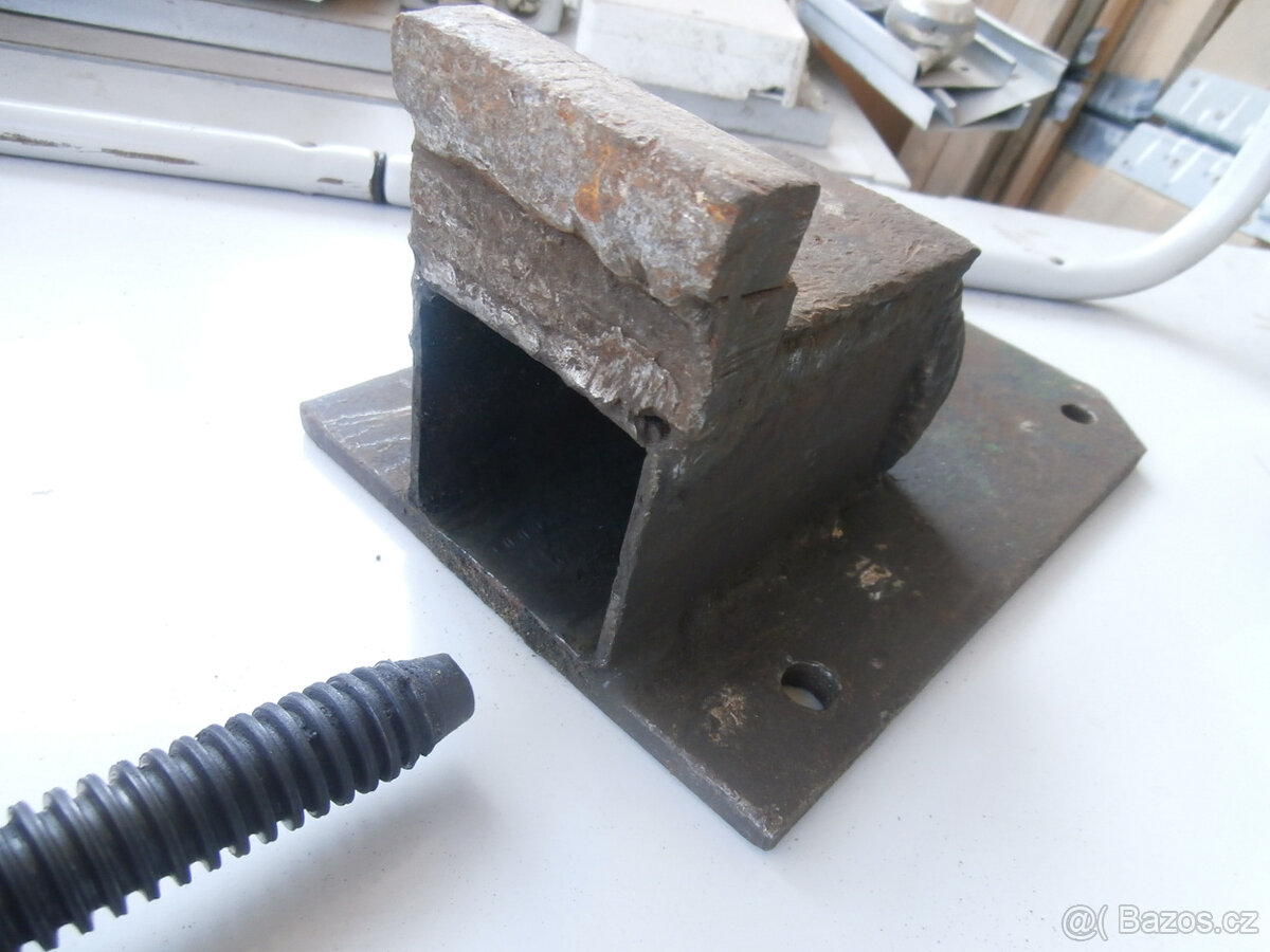 Svěrák starší za 600 kč, včetně poštovného - 6