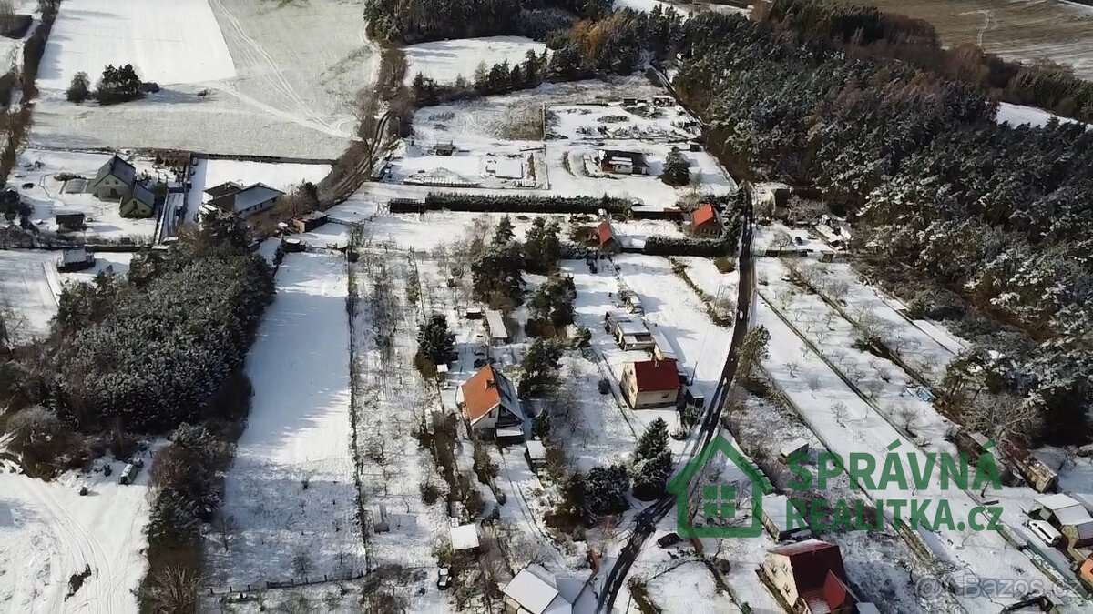 Prodej pozemku 2080m2 - 6