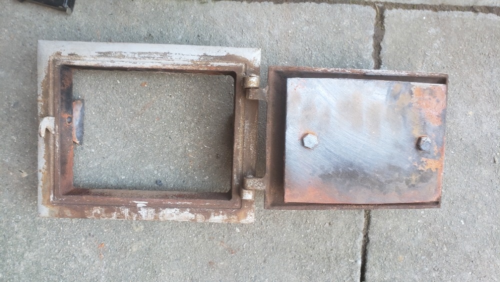 Litinová dvířka pro pec, kamna, krb. (2 druhy) - 6