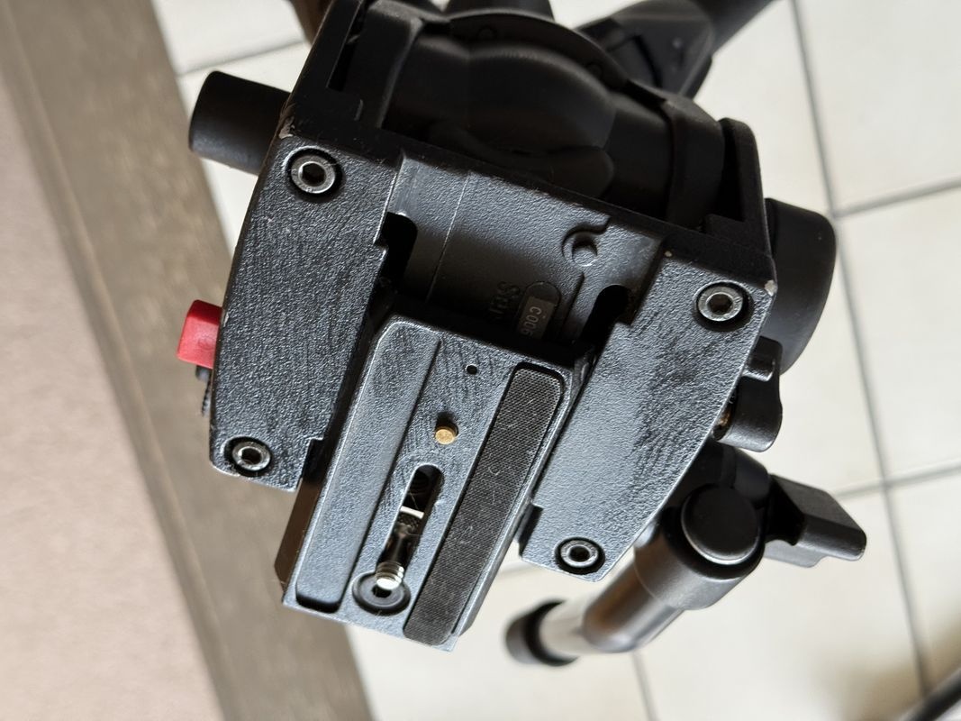 Profesionální videohlava Manfrotto 501 s Alta Pro 263AT - 6