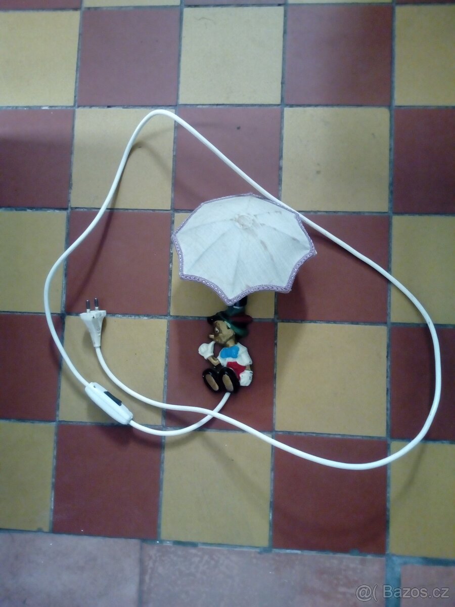 Nastenna lampička ve tvaru pinokia - 6