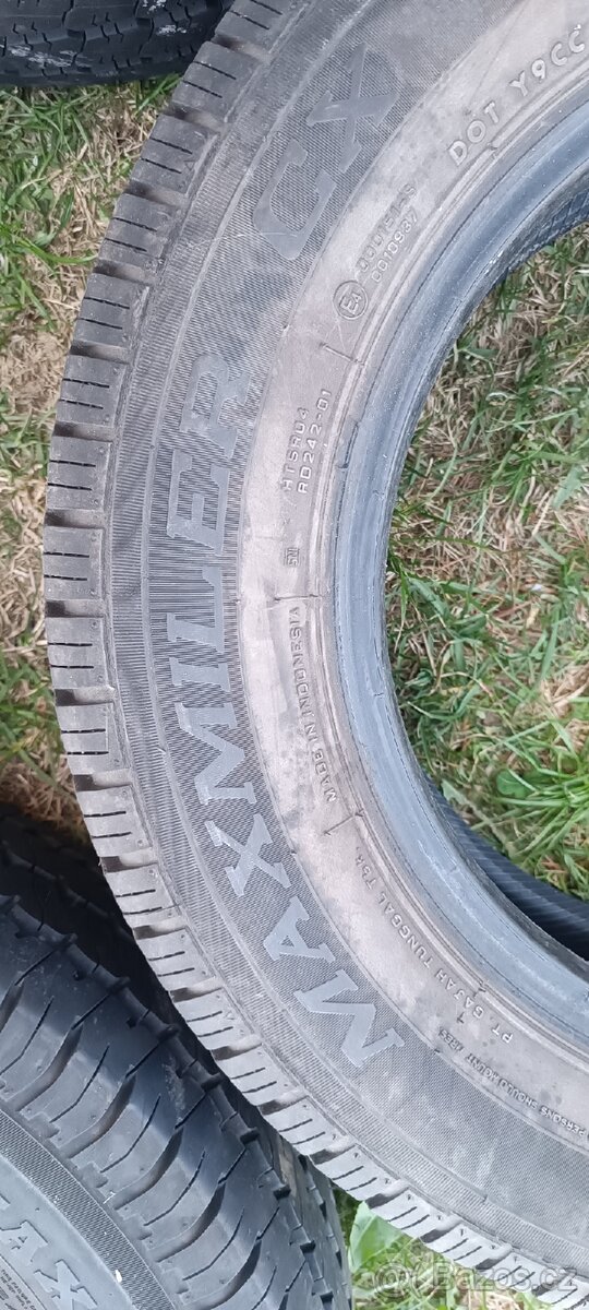 4 × pneu 195/70/15C - 6