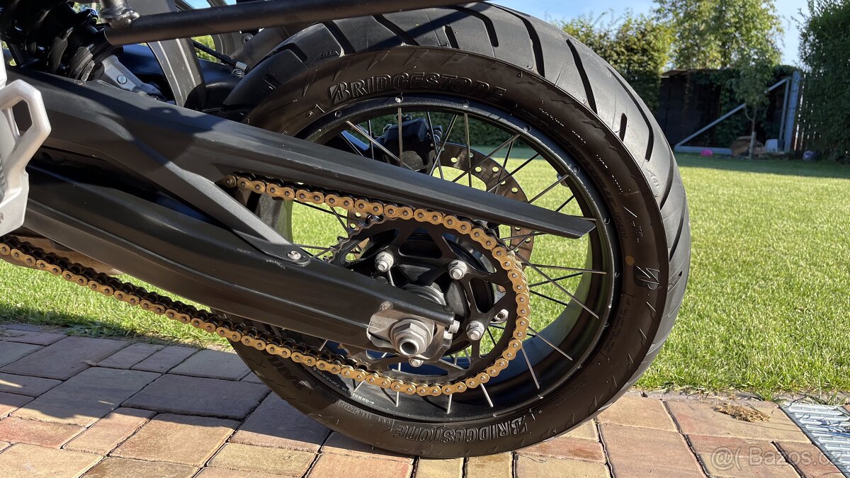 BMW F 900 GS _ 2024 - 6