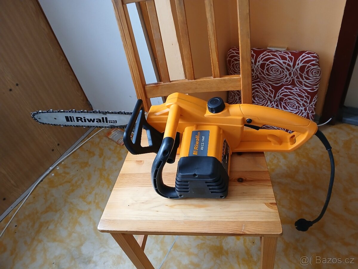 elektricka pila riwall recs 1840 - 6