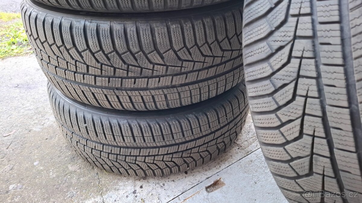 Zimní sada pneu 205/55 R17 Hankook - 6