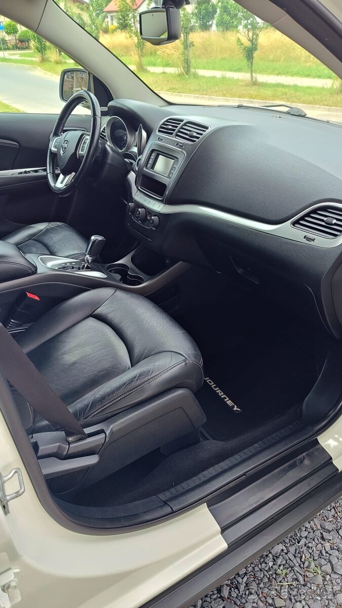 Dodge Journey 3.6 V6 R/T 4x4 - 6