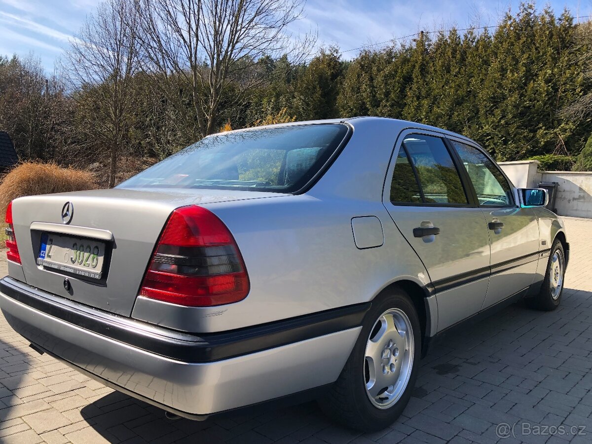 Mercedes Benz C 280 V6 - 6