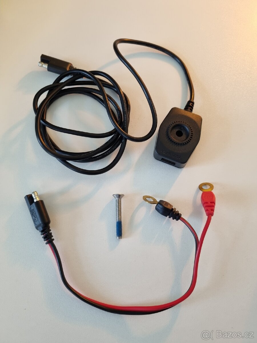 QUADLOCK USB Charger - 6