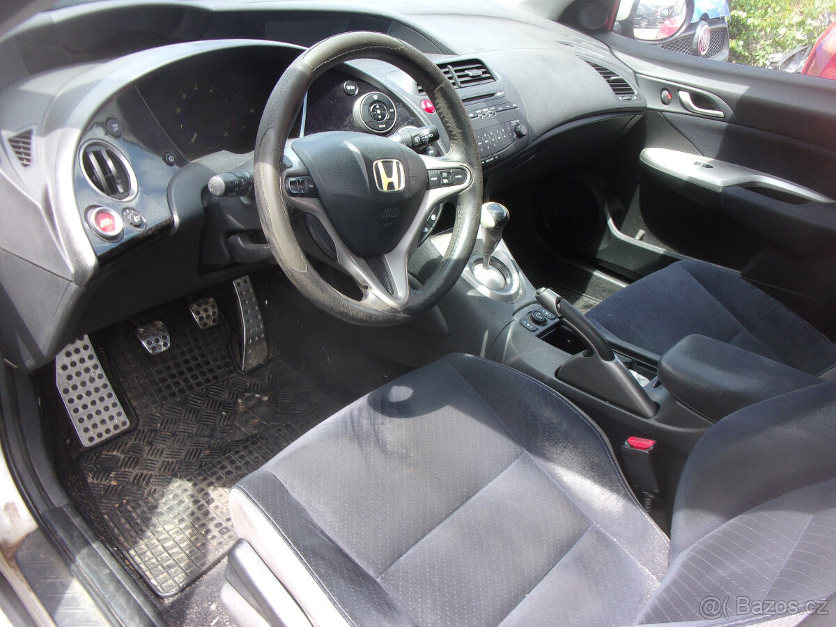 Honda Civic VIII - 6