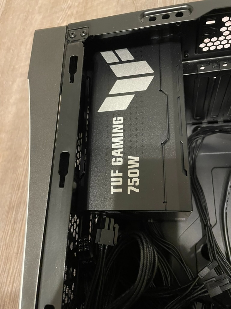 Bitfenix Ghost - 6