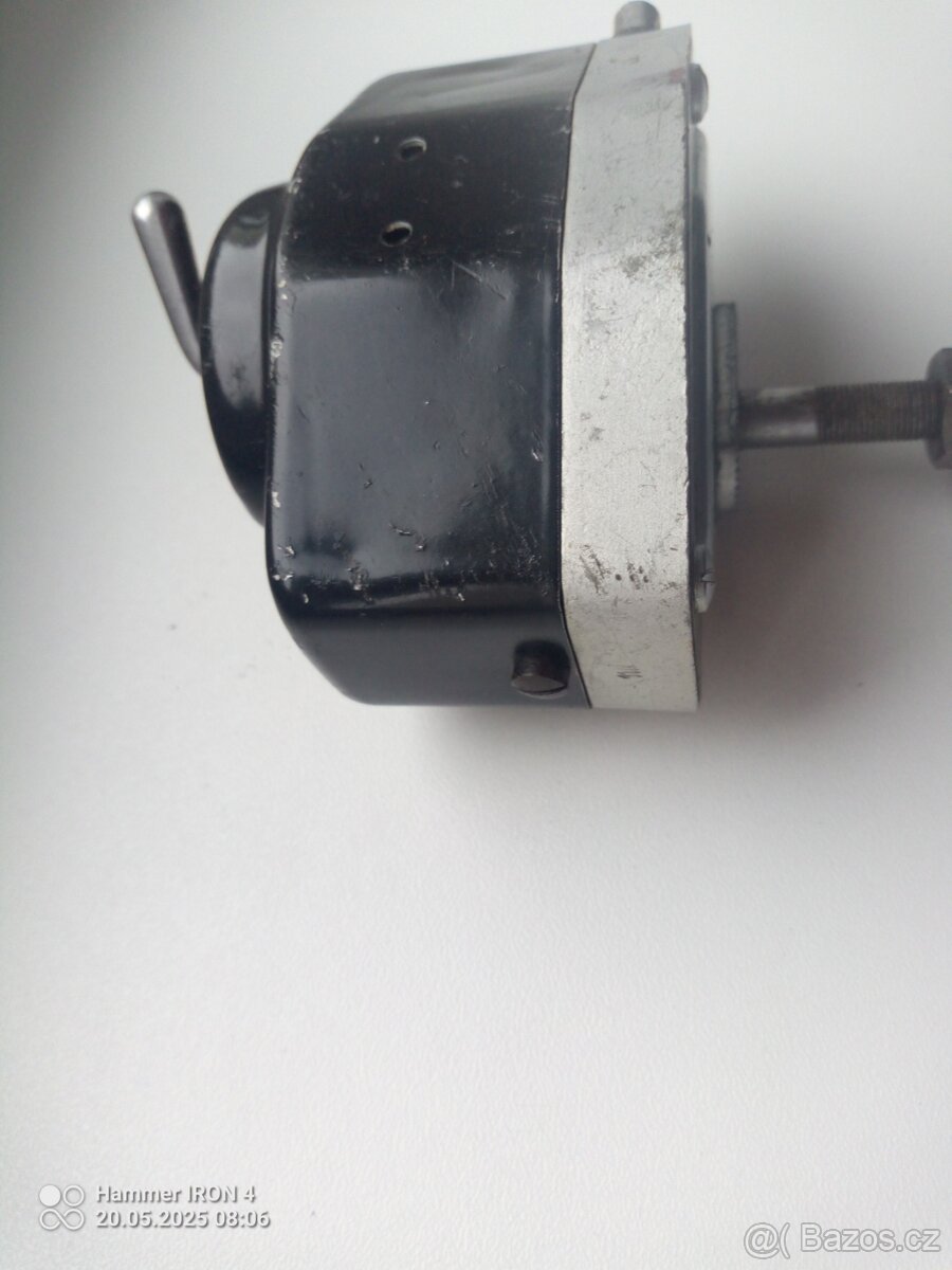 Bosch motorek stěrače. - 6