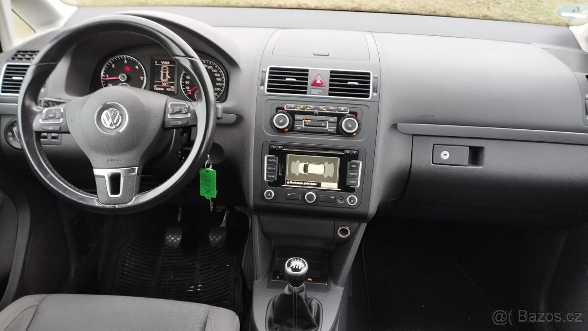 VW Touran1.6 TDI 77kw rok výroby 2012 - 6
