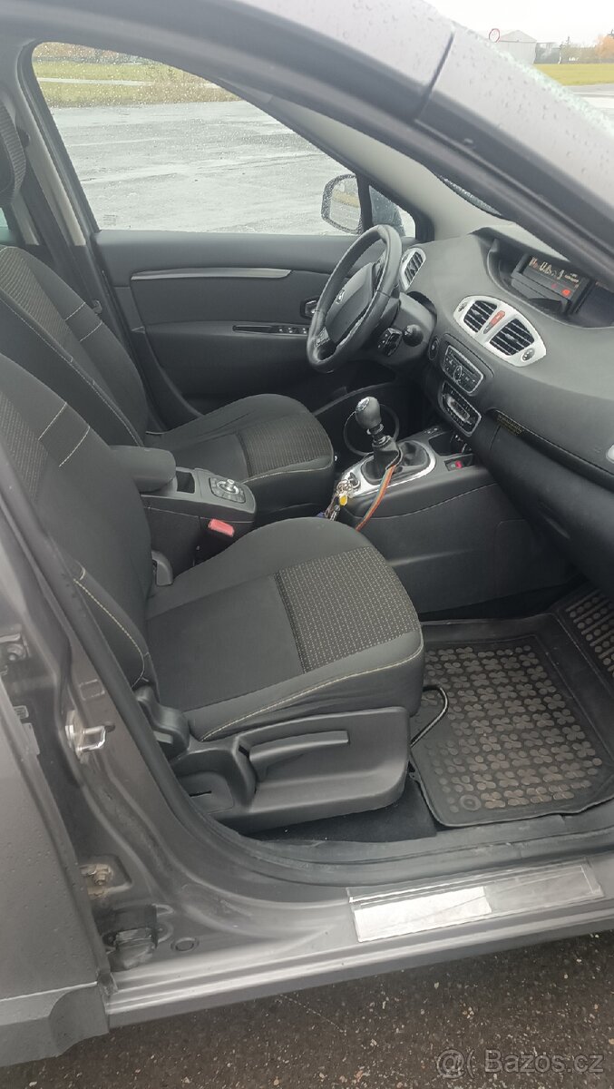 Renault Grand Scénic lll. 1.9 dCi - 6