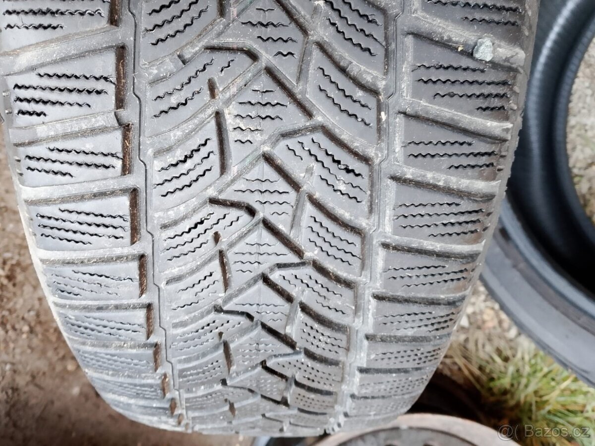195/60/15 205/55/17 215/65/17 255/40/20 265/45/20 kusovka - 6