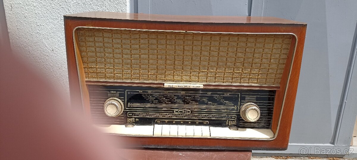 Staré radio Tesla - 6