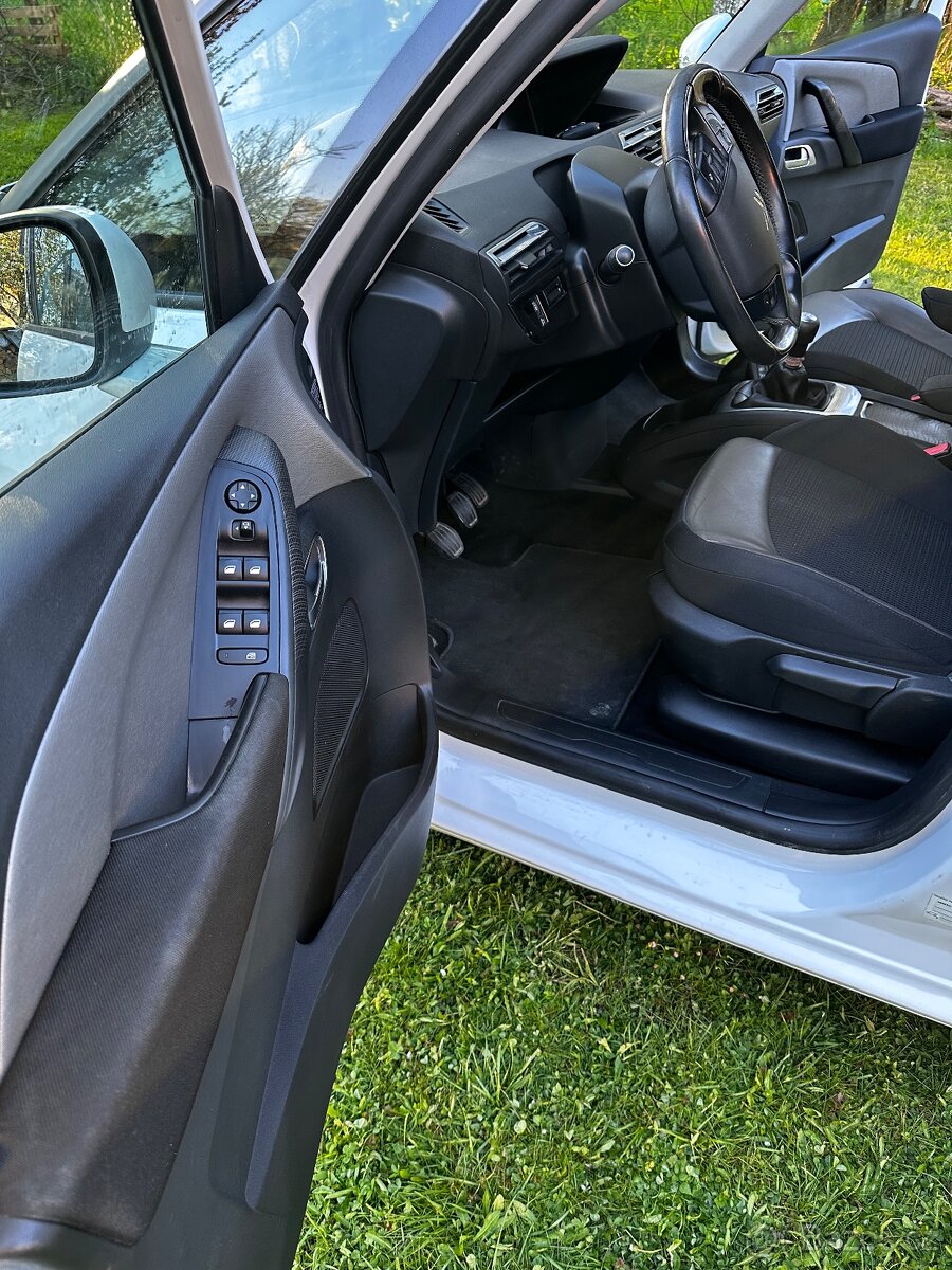 Citroën Grand C4 Picasso 2.0HDi - 6