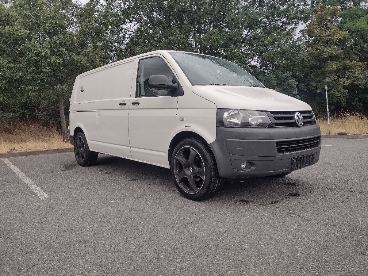Volkswagen Transporter T5 2.0TDI - 6