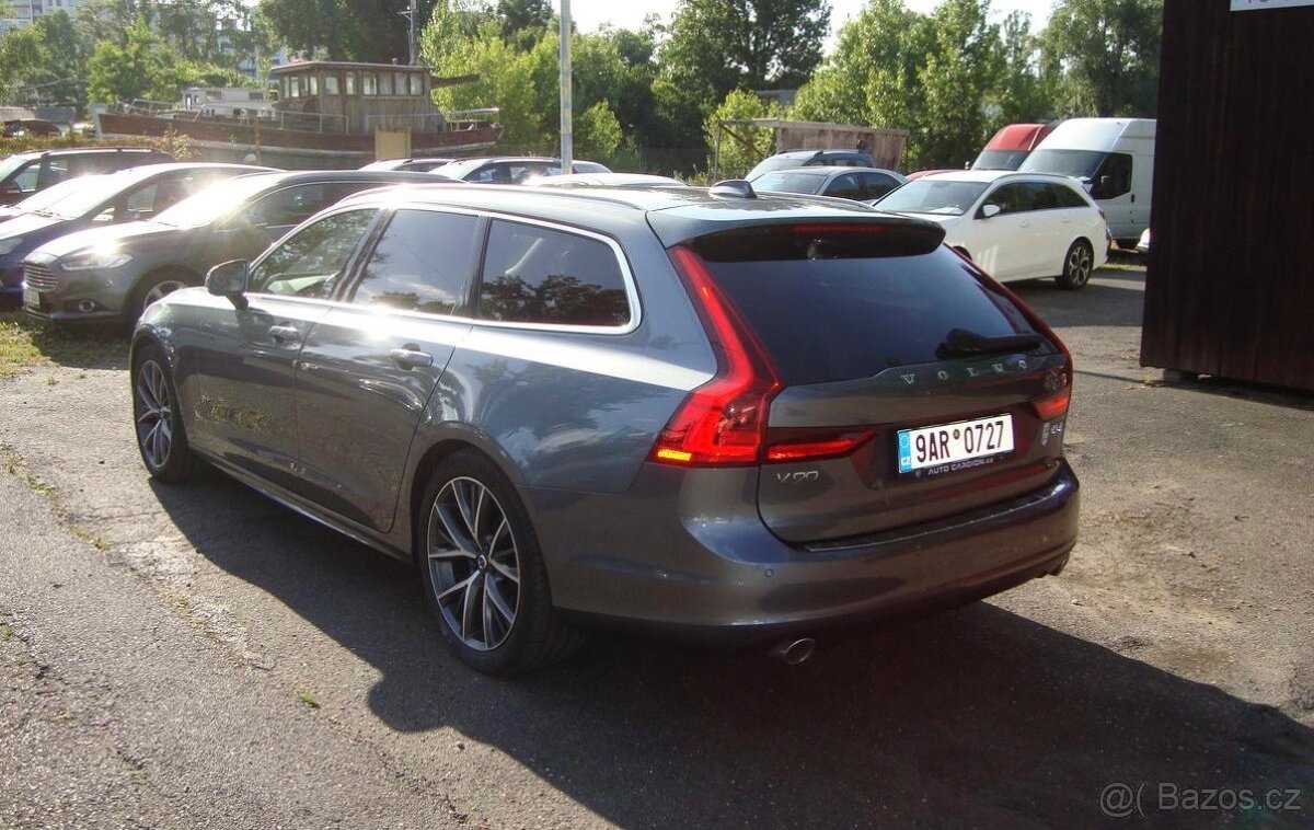 Volvo V90 D4 AWD,2.Maj.Pravidelný servis - 6