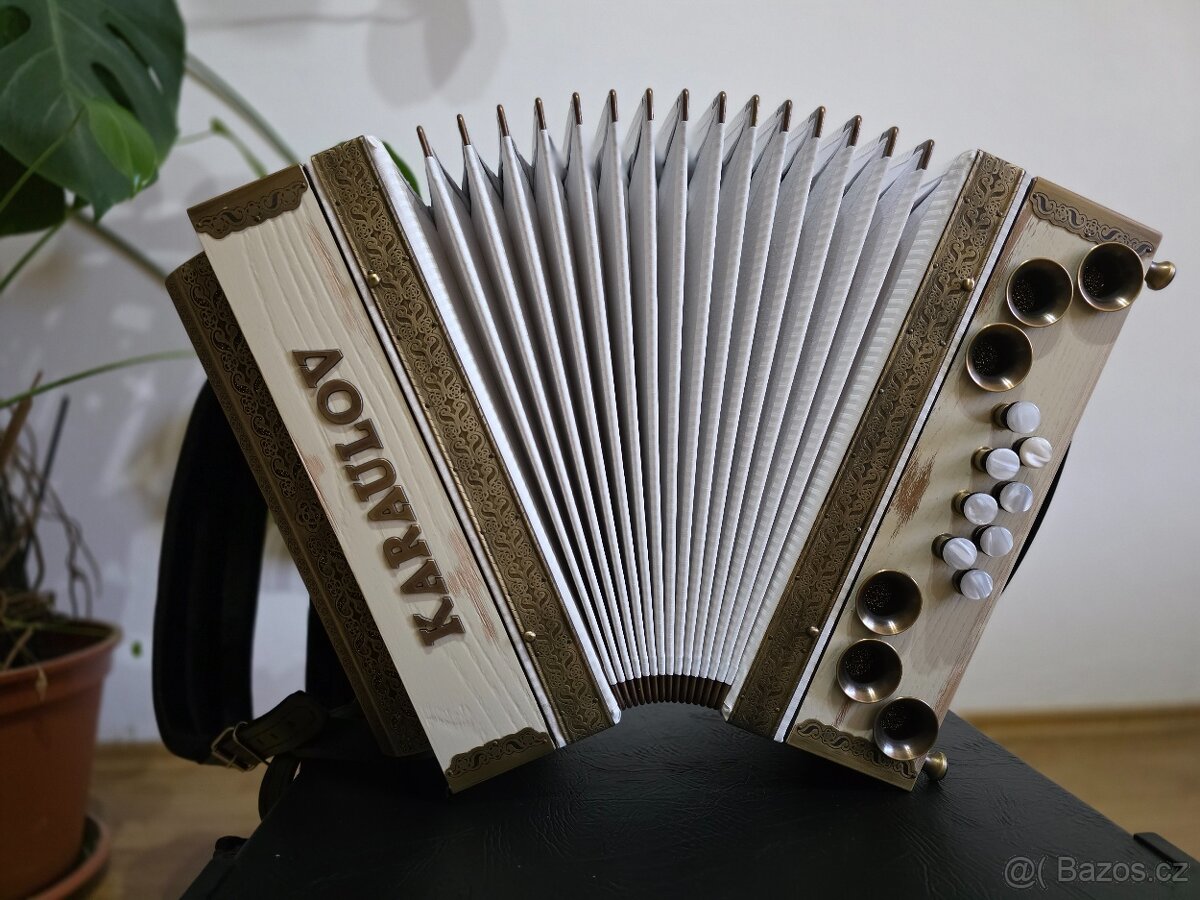 Heligónka Karaulov 2rad,CF (nová) - 6