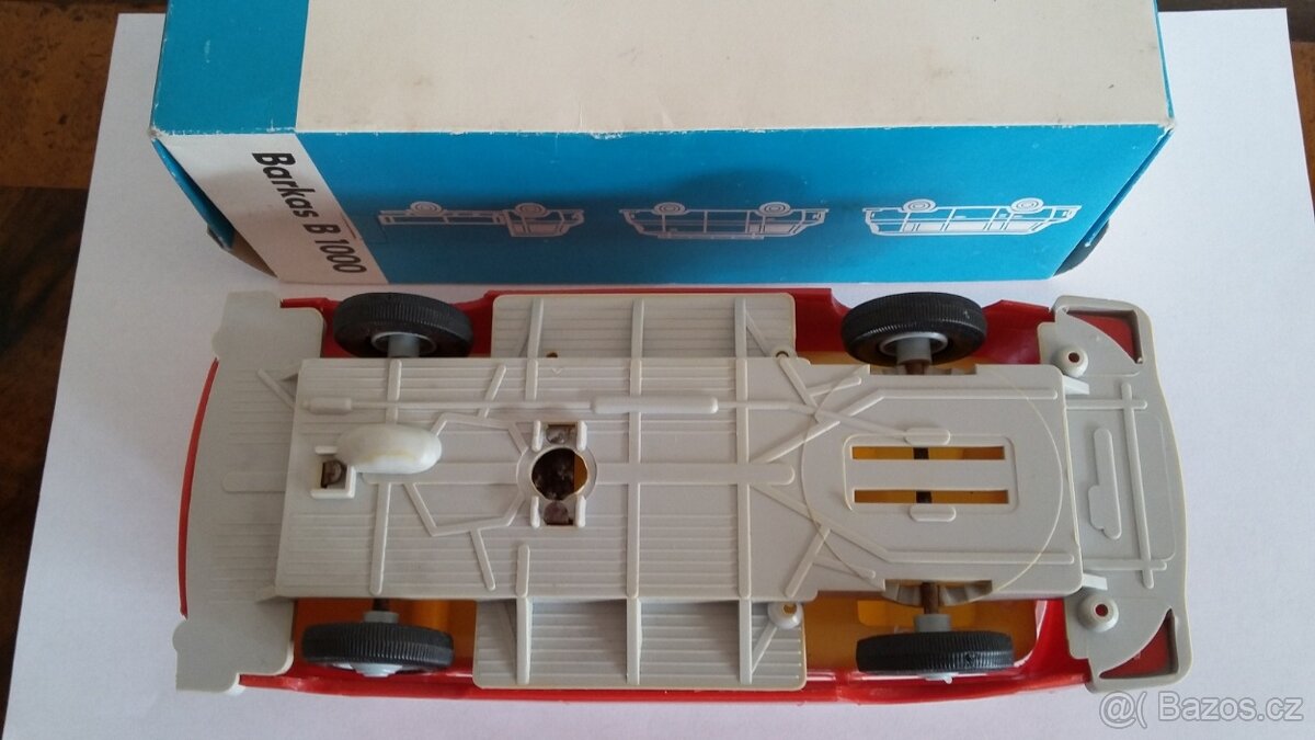 Barkas B 1000 na setrvačník NDR 1974 - 6