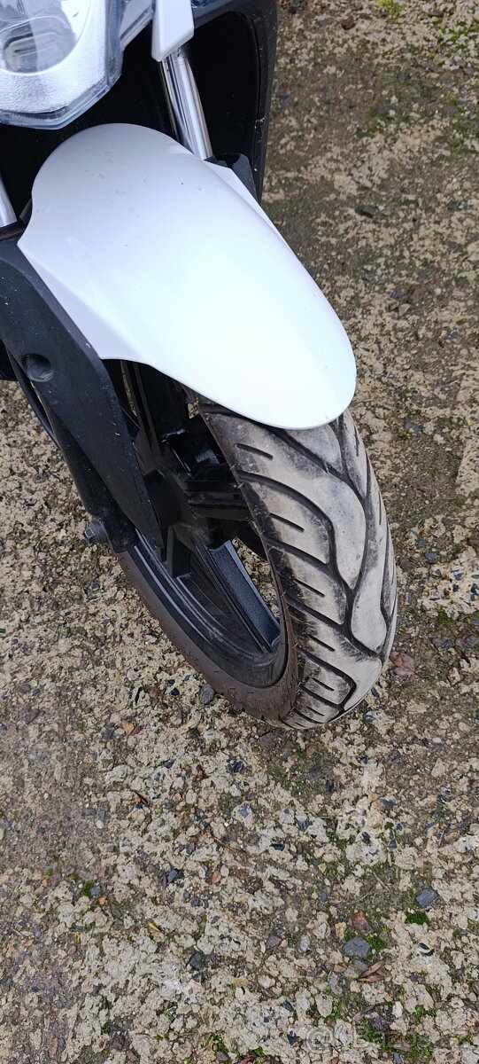 KYMCO agility City+ 125ccm - 6