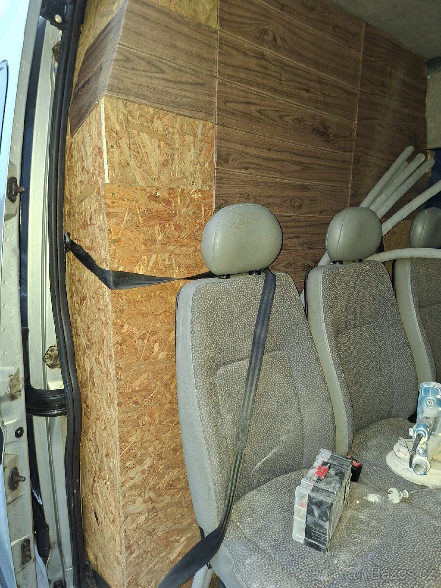 Opel movano 2.5 - 6