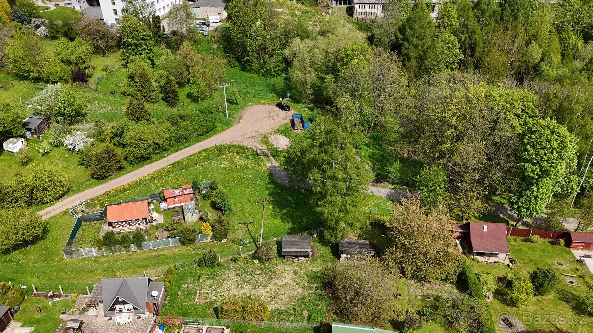 Prodej zahrady s chatkou v Žacléři - 6