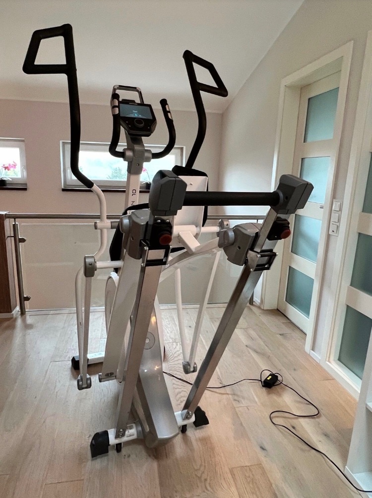 Orbitrek Skylon 10, elyptický trenažér, v záruce - 6